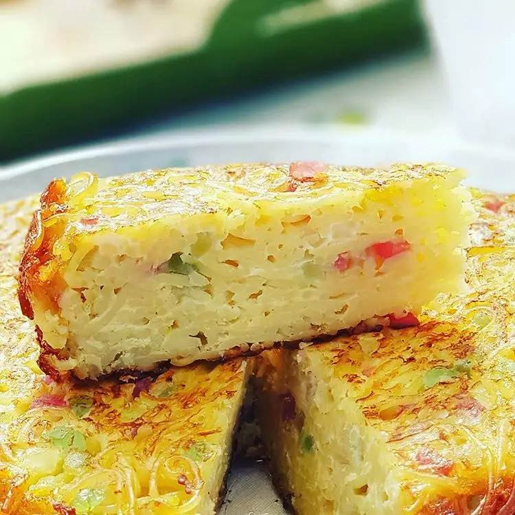Migliaccio dolce Napoletano (di spaghetti)
